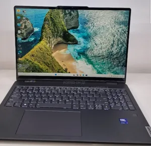 New Laptop Lenovo Yoga 7i 16GB Intel Core Ultra 7 SSD 512GB