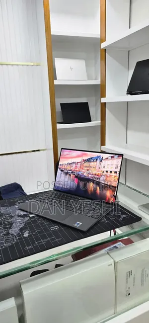 New Laptop Dell XPS 13 16GB Intel Core i7 SSD 512GB