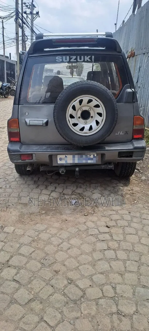 Suzuki Vitara 1992 Gray