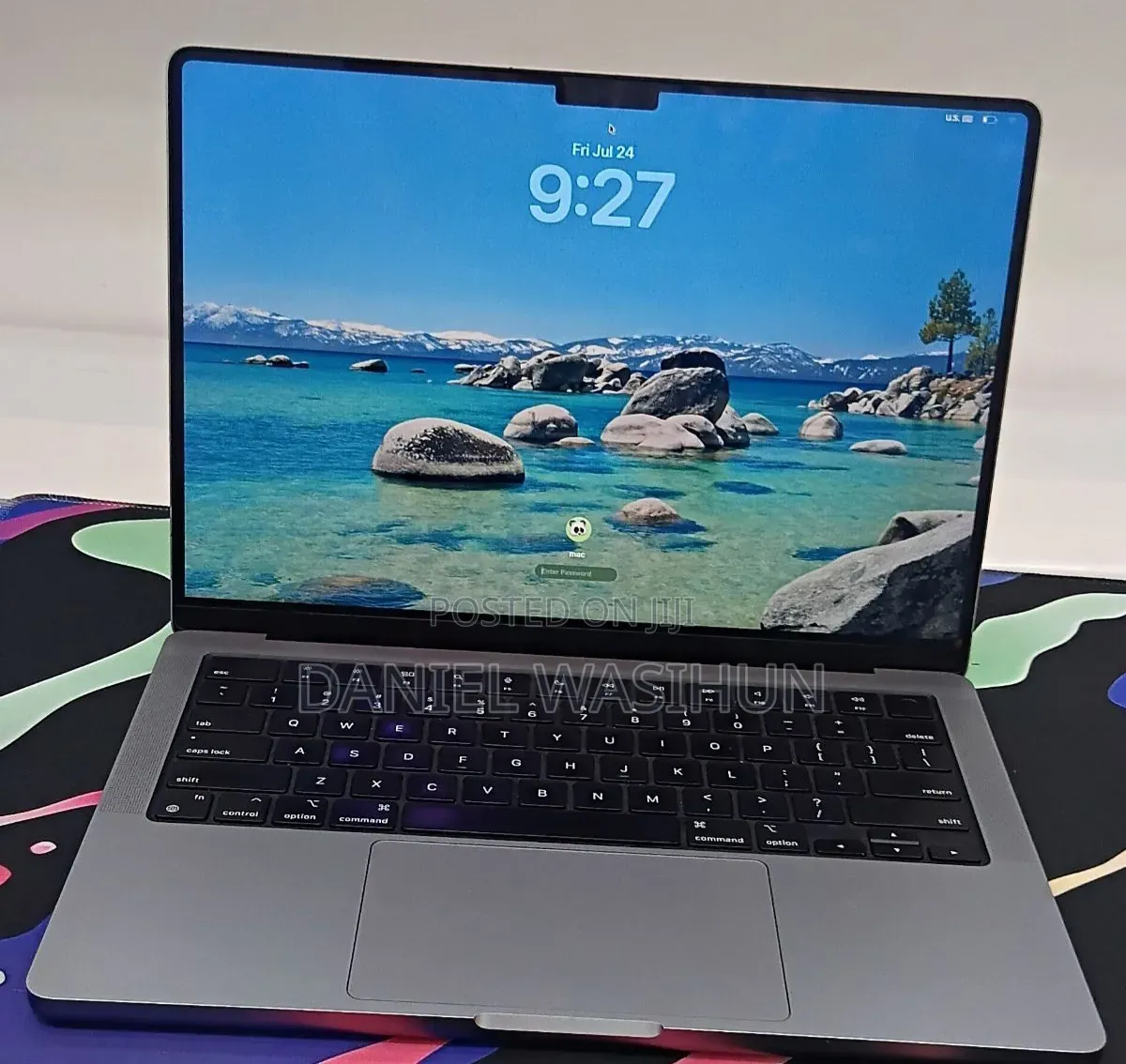 New Laptop Apple MacBook Pro 2023 M3 8GB Apple M3 Pro SSD 512GB