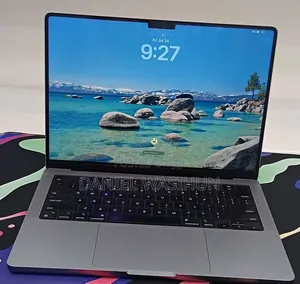 New Laptop Apple MacBook Pro 2023 M3 8GB Apple M3 Pro SSD 512GB