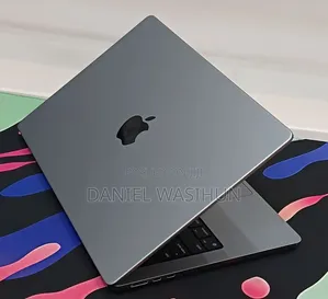 New Laptop Apple MacBook Pro 2023 M3 8GB Apple M3 Pro SSD 512GB