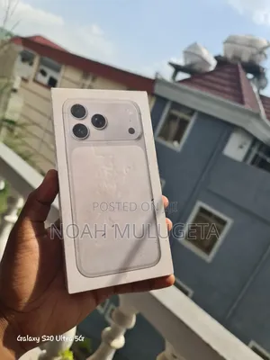 New Apple iPhone 17 Pro Max 256 GB Silver