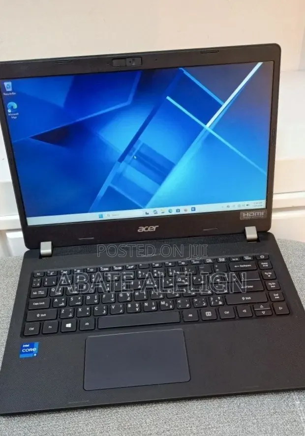 New Laptop Acer TravelMate 8GB Intel Core i5 SSD 256GB