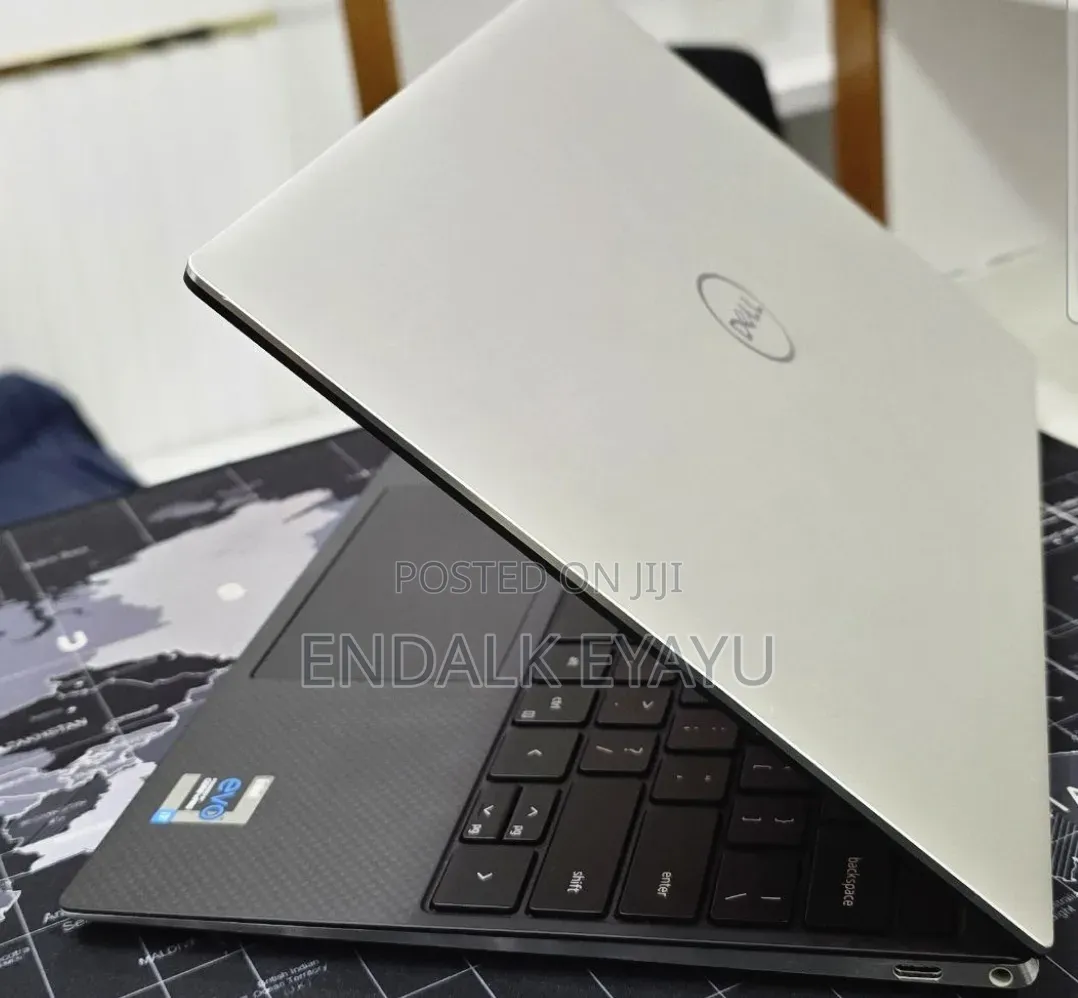 New Laptop Dell XPS 13 16GB Intel Core i7 SSD 512GB