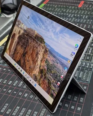 New Laptop Microsoft Surface Pro 7 16GB Intel Core i7 SSD 512GB