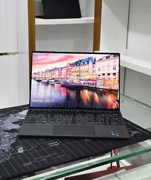 New Laptop Dell XPS 13 16GB Intel Core i7 SSD 512GB