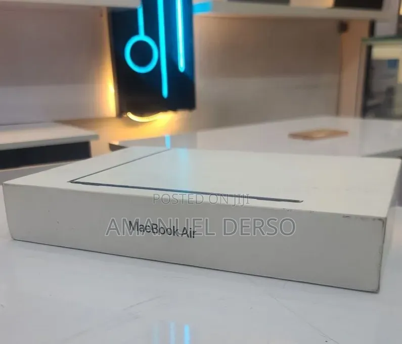 New Laptop Apple MacBook Air 2026 M5 16GB Apple M5 Pro SSD 512GB
