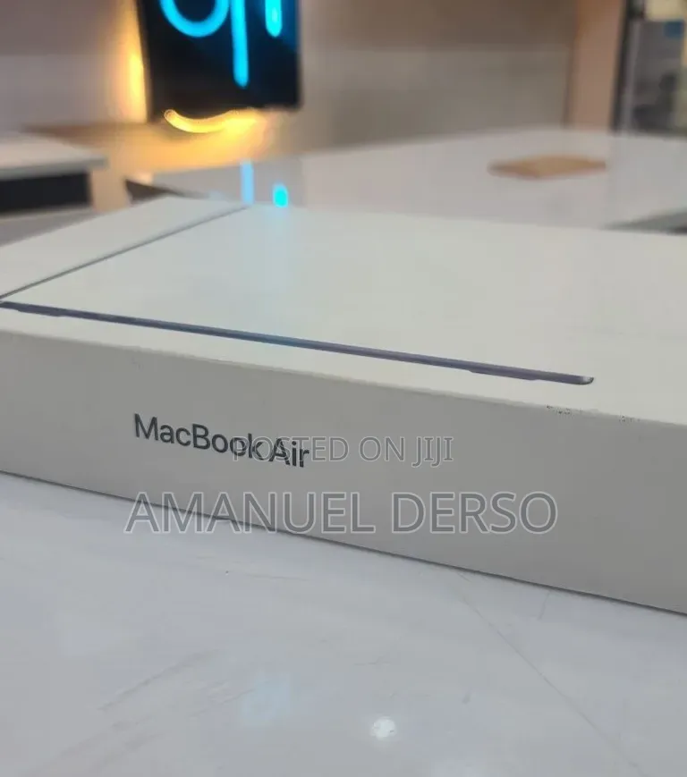 New Laptop Apple MacBook Air 2026 M5 16GB Apple M5 Pro SSD 512GB