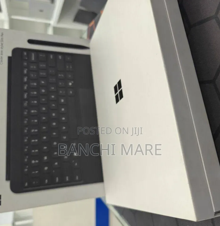 New Microsoft Surface Pro Copilot+ PC 12 16GB Intel Core i5 SSD 512GB