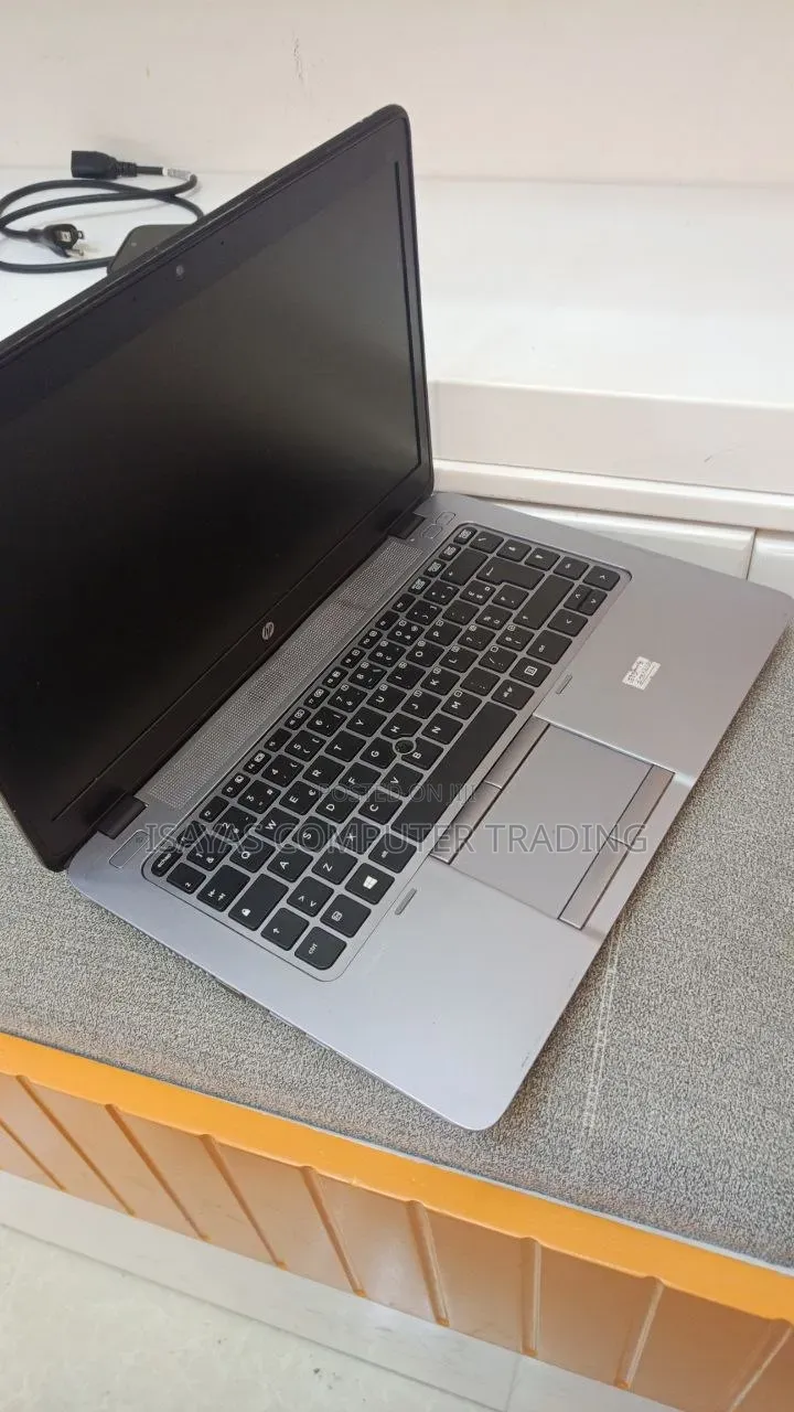 New Laptop HP EliteBook 840 G2 8GB Intel Core i5 HDD 1T