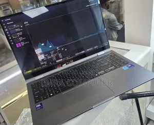 New Laptop Samsung 16GB Intel Core Ultra 7 SSD 512GB