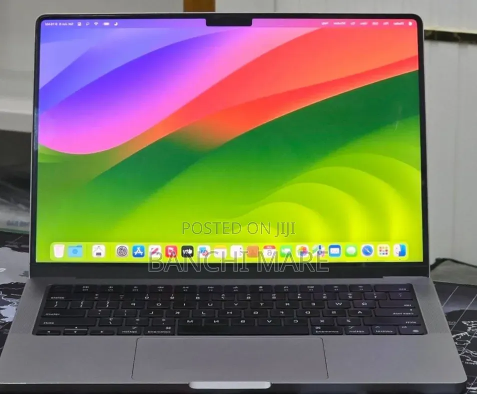 New Laptop Apple MacBook Pro 2023 M3 8GB Apple M3 SSD 512GB