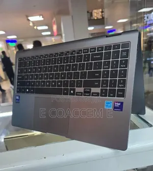 New Laptop Samsung 16GB Intel Core Ultra 7 SSD 512GB