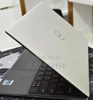 New Laptop Dell XPS 13 16GB Intel Core i7 SSD 512GB