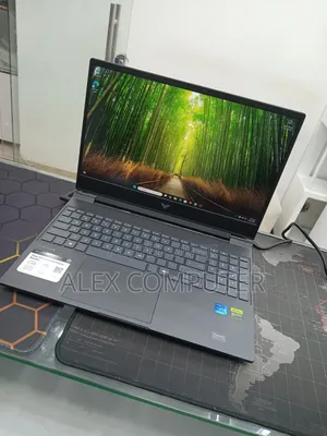 New Laptop HP Victus 15 16GB Intel Core i7 SSD 1T