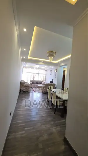 3bdrm Apartment in የግል አፓርታማ, Bole for sale