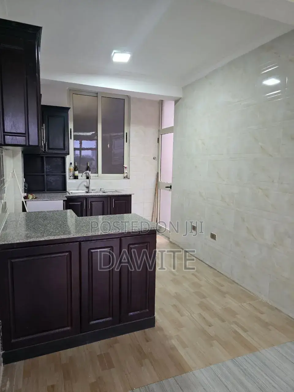 3bdrm Apartment in የማህበር, Bole for sale