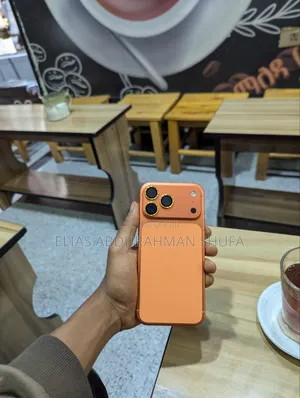 New Apple iPhone 17 Pro Max 256 GB Orange
