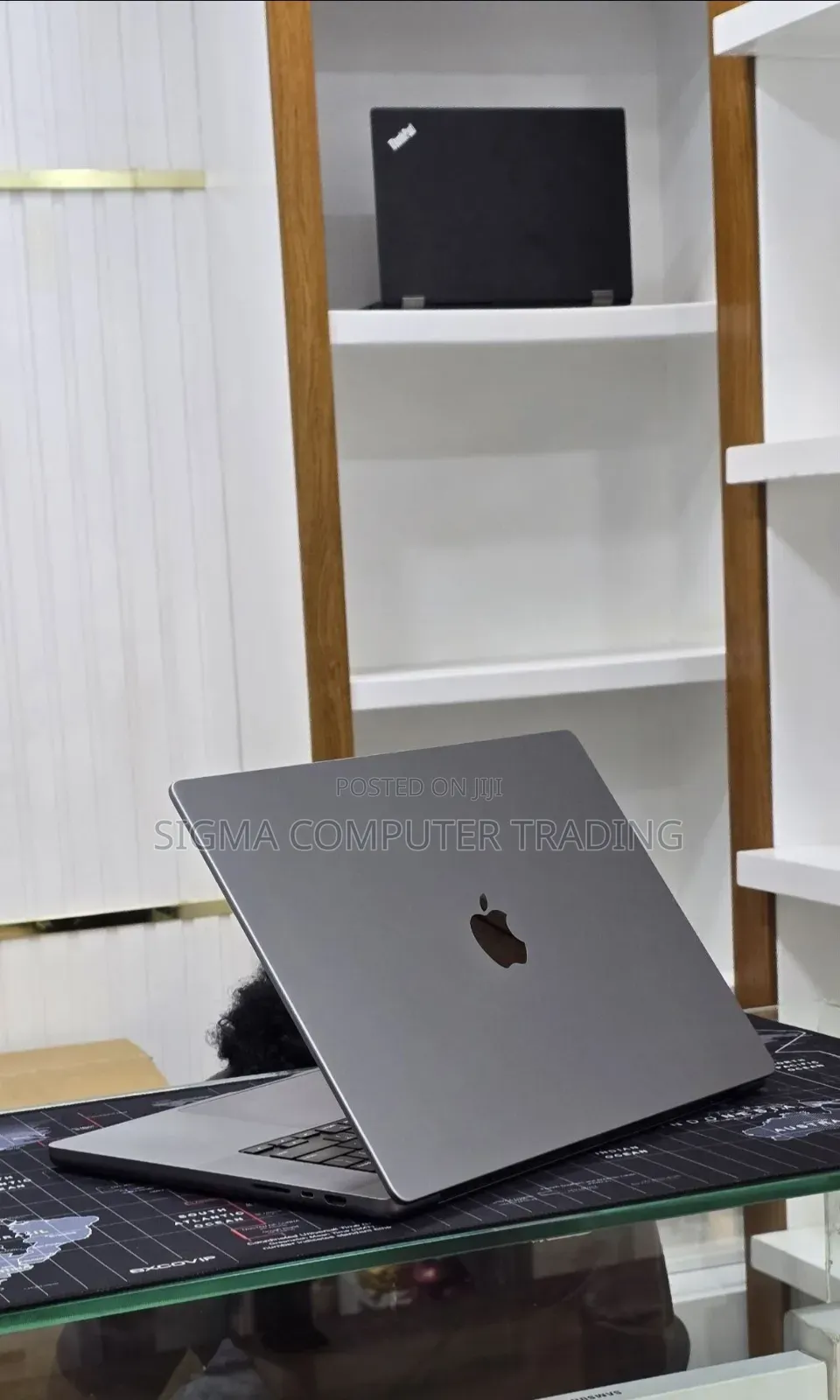 New Laptop Apple MacBook Pro 2021 M1 32GB Apple M1 Pro SSD 512GB