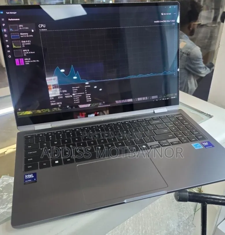 New Laptop Samsung Galaxy Book4 Ultra 16GB Intel Core Ultra 7 SSD 512GB