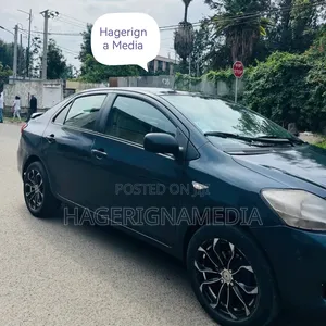 Toyota Yaris 2007 Gray