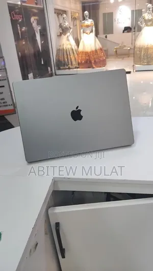 New Laptop Apple MacBook Pro 2021 M1 Max 64GB Apple M1 Max SSD 1T