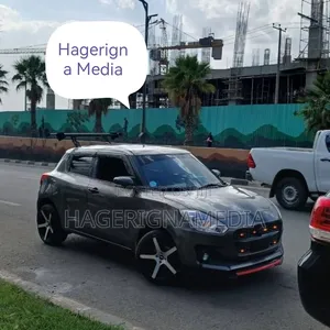 Suzuki Swift 2022 Gray