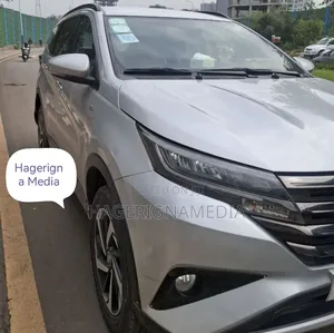 Toyota Rush 2022 Silver