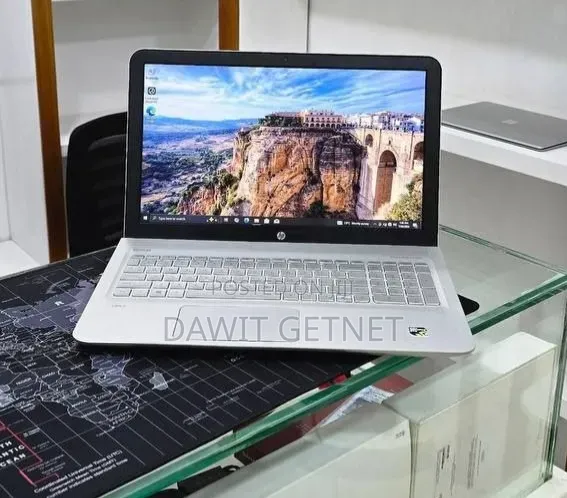 New Laptop HP Envy x360 12GB Intel Core i5 HDD 1T