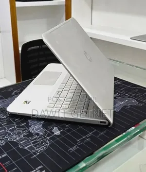 New Laptop HP Envy x360 12GB Intel Core i5 HDD 1T