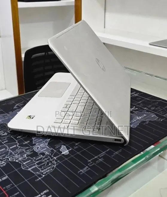 New Laptop HP Envy x360 12GB Intel Core i5 HDD 1T