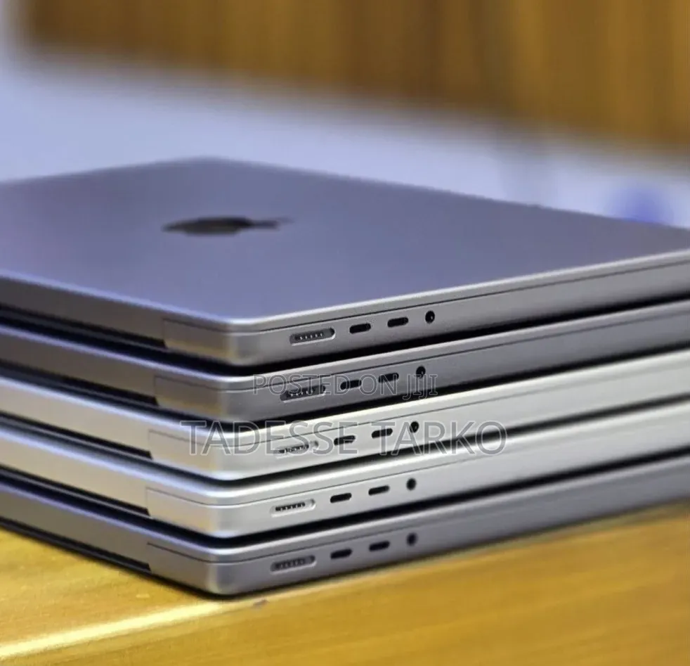 New Laptop Apple MacBook Pro 2021 M1 32GB Apple M1 Pro SSD 512GB