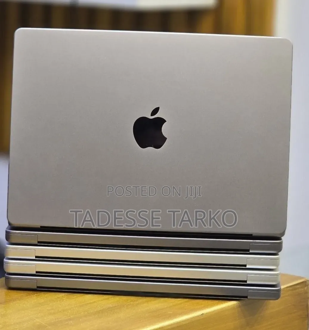 New Laptop Apple MacBook Pro 2021 M1 32GB Apple M1 Pro SSD 512GB