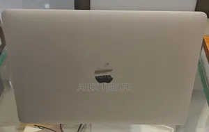 New Laptop Apple MacBook Air 2019 8GB Intel Core i5 SSD 256GB