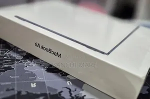 New Laptop Apple MacBook Air 2022 M2 8GB Apple M2 SSD 256GB
