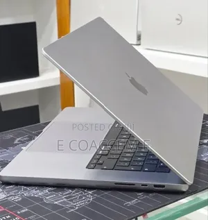 New Laptop Apple MacBook Pro 2021 M1 Max 64GB Apple M1 Max SSD 1T