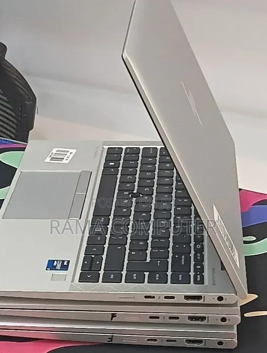 New Laptop HP EliteBook 840 G8 16GB Intel Core i7 SSD 1T