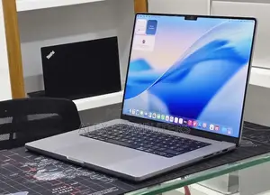 New Laptop Apple MacBook 64GB Apple M1 Max SSD 1T
