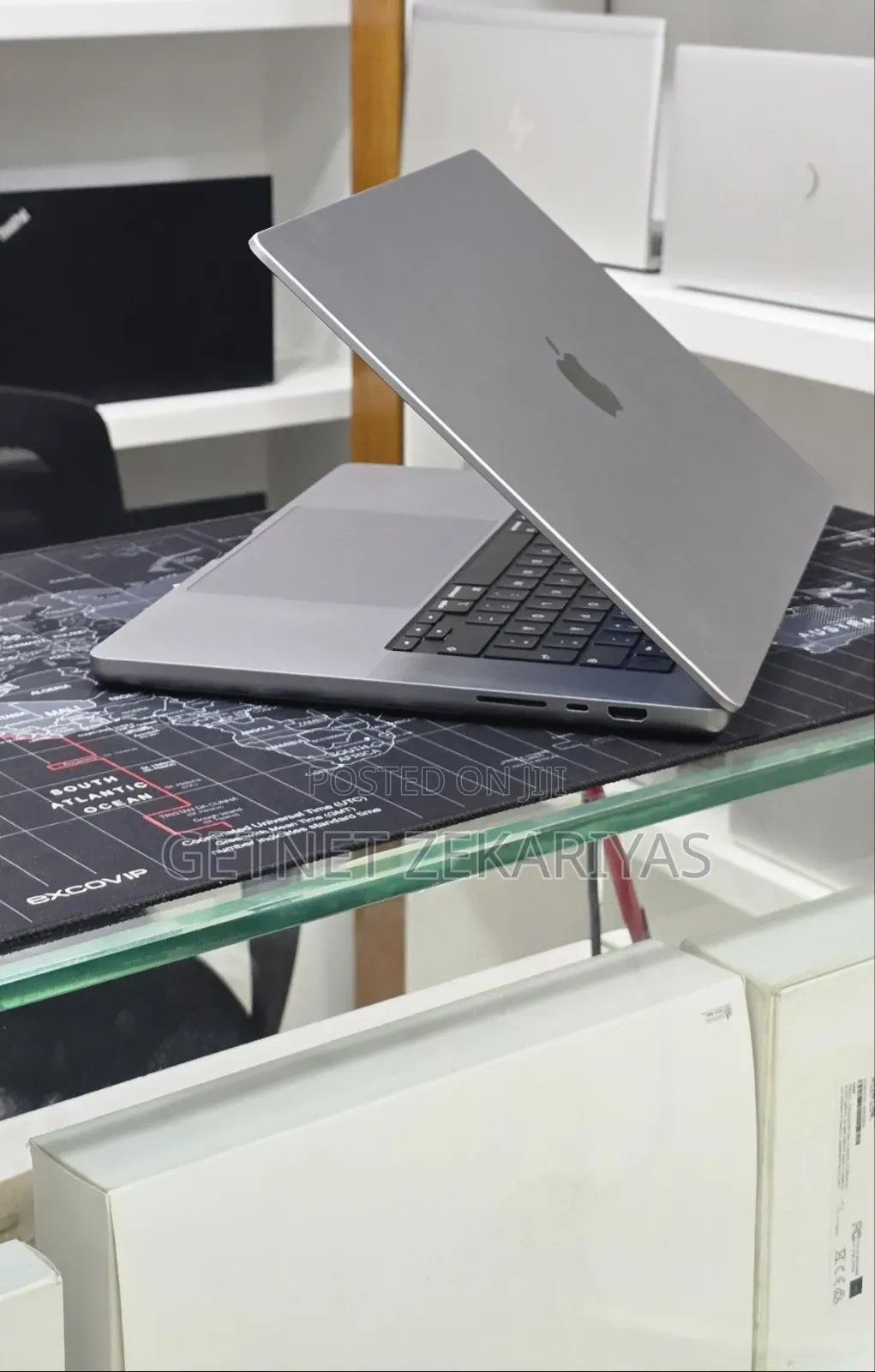 New Laptop Apple MacBook Pro 2021 M1 Max 64GB Apple M1 Max SSD 1T