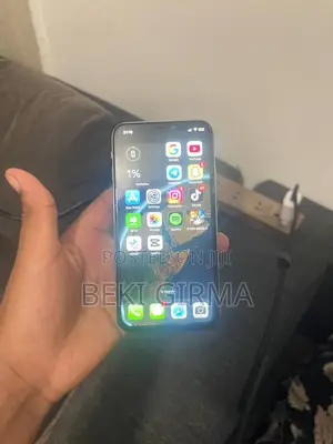 Apple iPhone X 64 GB White