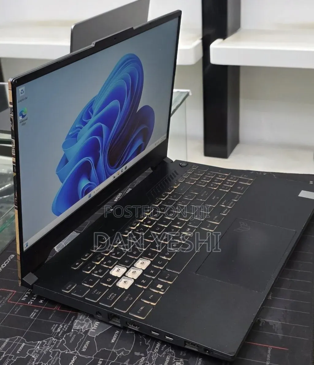 New Laptop Asus TUF Dash F15 16GB Intel Core i7 SSD 512GB