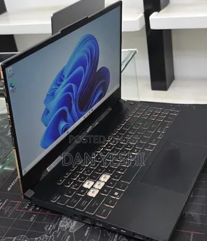 New Laptop Asus TUF Dash F15 16GB Intel Core i7 SSD 512GB