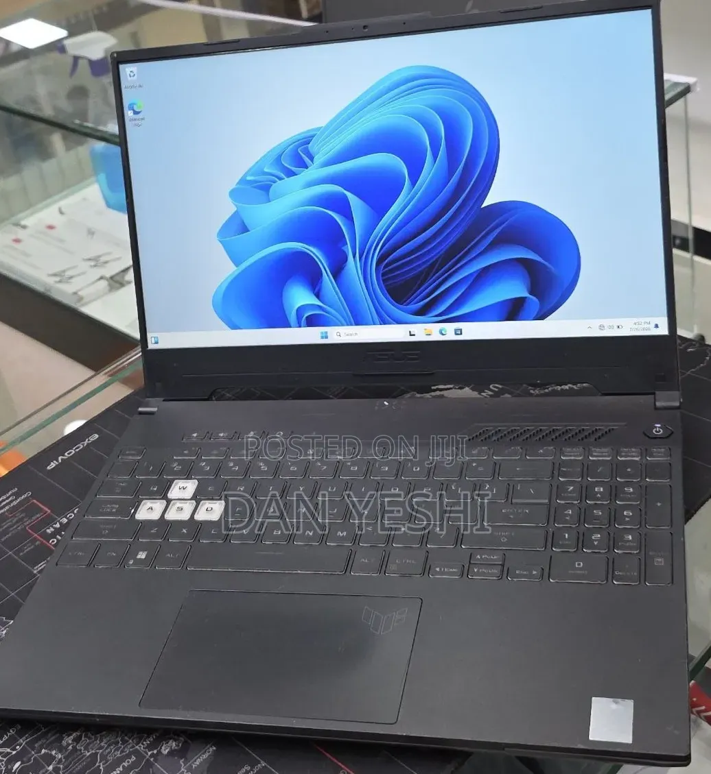 New Laptop Asus TUF Dash F15 16GB Intel Core i7 SSD 512GB