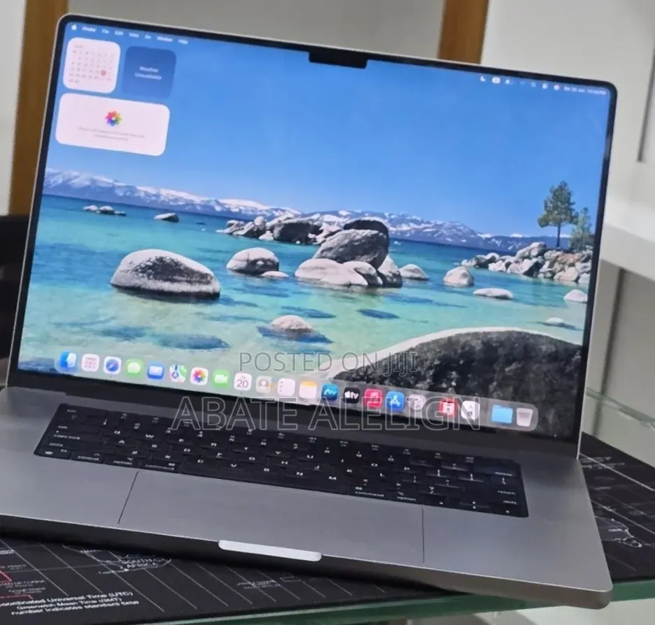 New Laptop Apple MacBook Pro 2021 M1 32GB Apple M1 Pro SSD 512GB