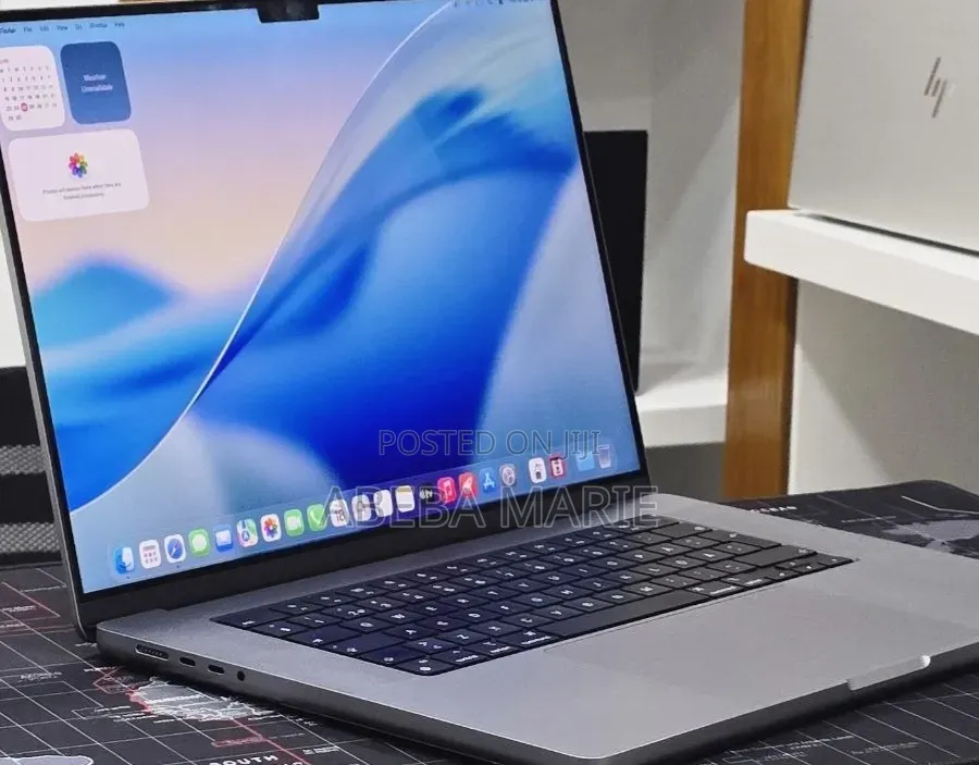 New Laptop Apple MacBook Pro 2021 M1 Max 64GB Apple M1 Max SSD 1T