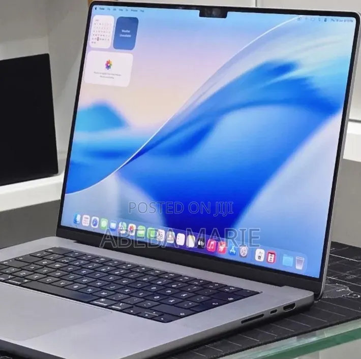 New Laptop Apple MacBook Pro 2021 M1 Max 64GB Apple M1 Max SSD 1T