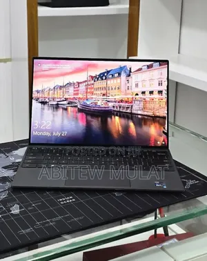 New Laptop Dell XPS 13 16GB Intel Core i7 SSD 512GB