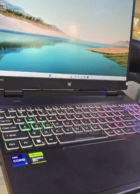New Laptop Acer Predator Helios 300 16GB Intel Core i9 SSD 1T