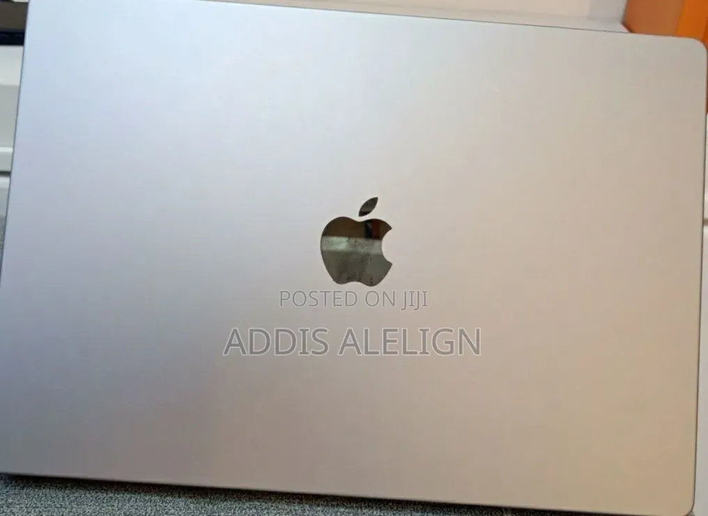 New Laptop Apple MacBook Pro 16GB Apple M1 Pro SSD 512GB